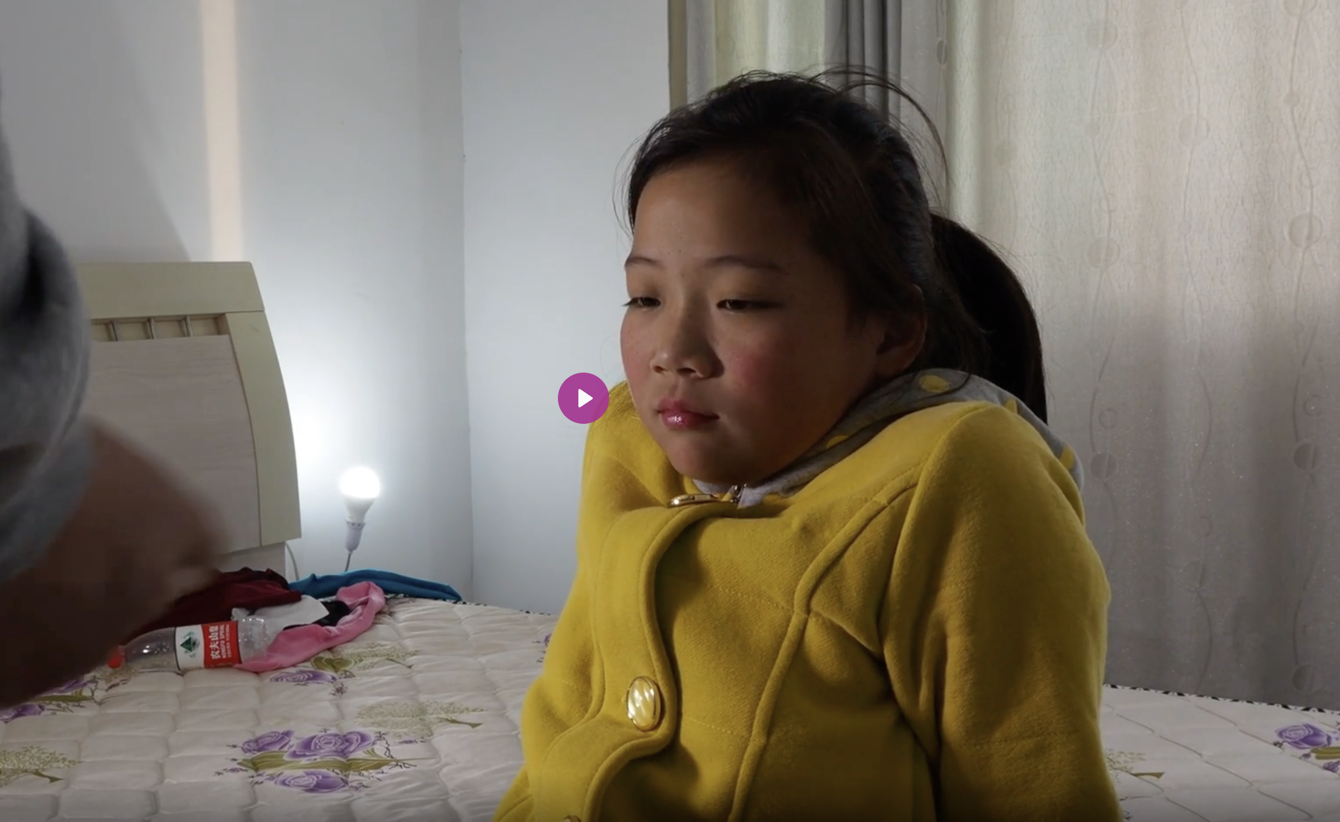 L1 【**高清珍藏**】6岁农村女孩拍片，4K全高清全角度嫩鲍破处口爆特写，高质量资源